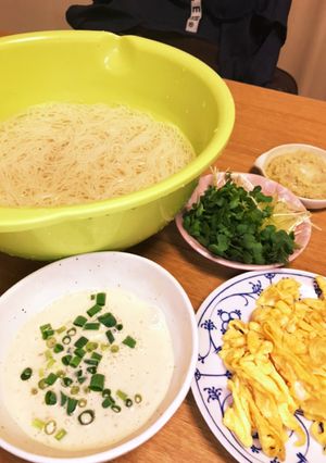 超簡単深煎り胡麻ドレと豆乳つゆでそうめん-レシピのメイン写真