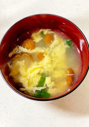 なめこ入りにら玉味噌汁^^-レシピのメイン写真