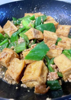 ピーマンたっぷり＊厚揚げで簡単カレー麻婆-レシピのメイン写真