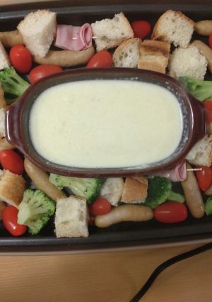 ホットプレートで♪チーズフォンデュ☆-レシピのメイン写真