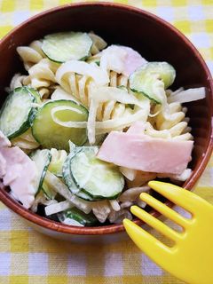 朝どれきゅうりで!玉ねぎ入りパスタサラダ-レシピのメイン写真