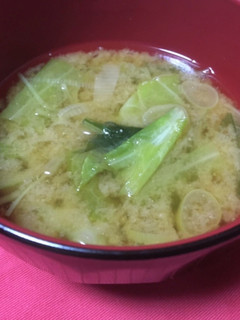 葉野菜たっぷりお味噌汁-レシピのメイン写真