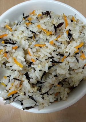 塩サバ瓶詰めで混ぜこみご飯-レシピのメイン写真