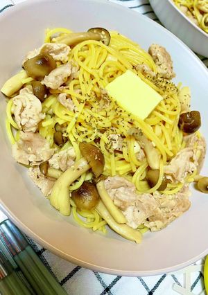 ■豚肉としめじのバター醤油パスタ-レシピのメイン写真