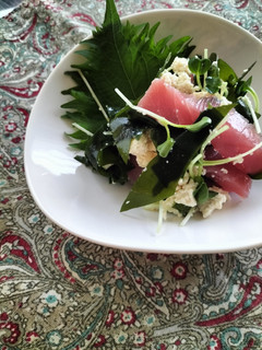 切って和えるだけ♩マグロとわかめの白和え-レシピのメイン写真