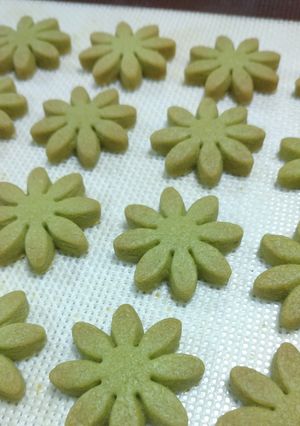 大麦若葉青汁☆型抜きクッキー-レシピのメイン写真