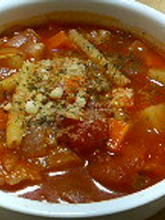 しっかり煮込んだ赤いスープ★ミネストローネ-レシピのメイン写真