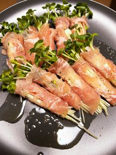 簡単っ☆かいわれとチーズの生ハム巻き-レシピのメイン写真