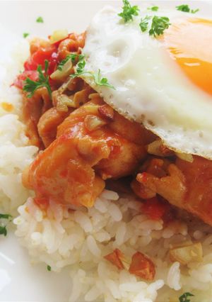 〚 トマトガーリックチキン丼 〛-レシピのメイン写真
