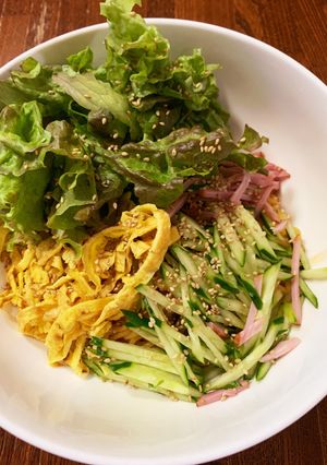市販のタレで簡単に!ビビン麺✨-レシピのメイン写真