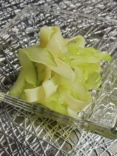 セロリとイカの燻製和え-レシピのメイン写真