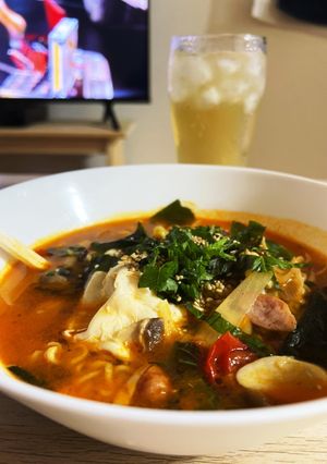 酔い飯！！大好き♡具材たっぷり辛ラーメン-レシピのメイン写真
