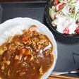 おっさんのカレーとサラダ〜