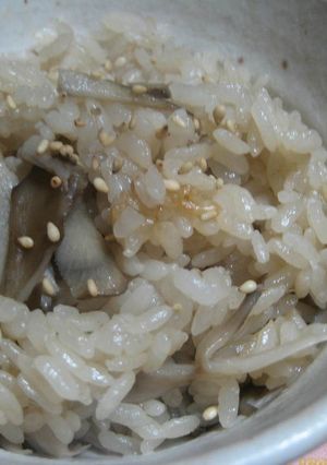 かむほどに味がでる炊き込みご飯!-レシピのメイン写真