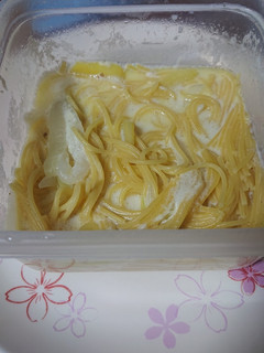 じゃがいもと玉ねぎのスープ風パスタ。冷凍-レシピのメイン写真