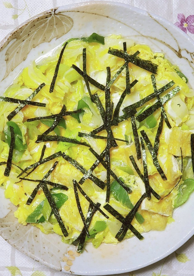 キャベツと油揚げの卵とじ-レシピのメイン写真