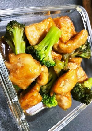 鶏胸肉とブロッコリーのてりてり焼き-レシピのメイン写真