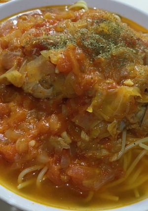 手羽元のトマトキャベツ煮込みスープパスタ-レシピのメイン写真