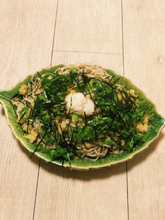 簡単!揚げ玉と大葉おろし冷蕎麦(^.^)-レシピのメイン写真