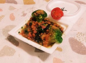 カレー味 ブロッコリー&葱汁溢れ昆布納豆-レシピのメイン写真