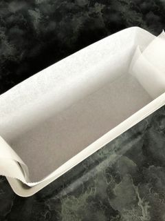パウンドケーキ型のオーブンシートの敷き方-レシピのメイン写真