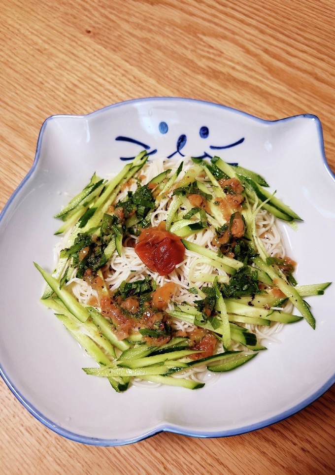 梅しそとゆかりのさっぱりぶっかけそうめん-レシピのメイン写真