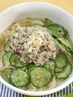 ボリューム満点◎鯖缶で冷やしそうめん-レシピのメイン写真