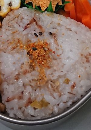 おかか入り酢飯おにぎり-レシピのメイン写真