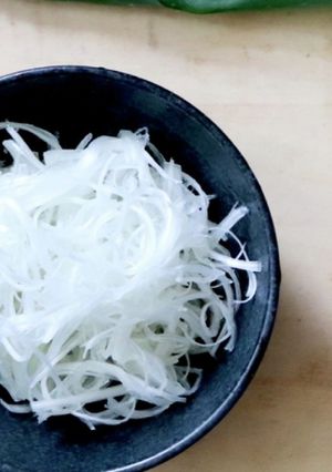 誰でもお店みたいな【白髪ねぎ】の作り方-レシピのメイン写真