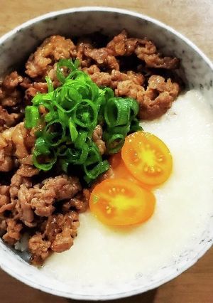 夏も元気！《麦とろご飯★お肉プラス♪》-レシピのメイン写真