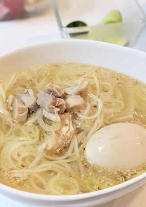 鶏肉ネギ塩の麺スープ-レシピのメイン写真