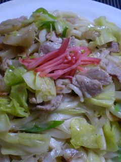 ナンプラーで焼きうどん-レシピのメイン写真