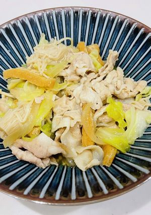 お揚げ入り、豚肉とキャベツのすき煮♪-レシピのメイン写真