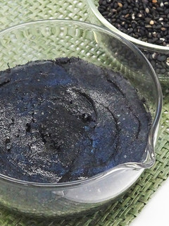 ミルで簡単!黒練りゴマ/黒ゴマペースト-レシピのメイン写真