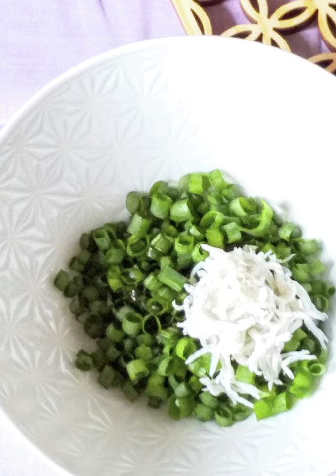 切って和えるだけ♪小ねぎの醤油和え-レシピのメイン写真