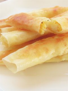 【 はんぺんとコーンのチーズ春巻き 】-レシピのメイン写真