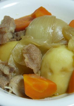簡単♪大きなじゃがいもの肉じゃが♪-レシピのメイン写真