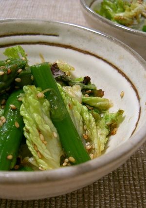 小鉢～アスパラとレタスの生姜醤油和え-レシピのメイン写真