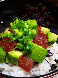 【10分】まぐろとアボカドのおすし-レシピのメイン写真