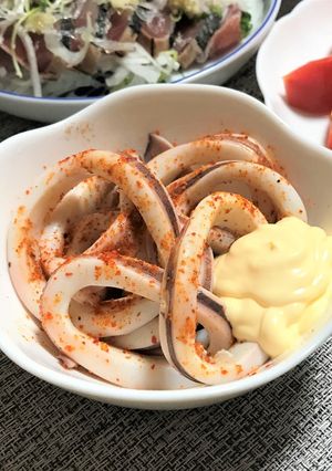 おつまみに♪「柔らかイカの辛味マヨ」-レシピのメイン写真