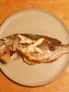 グリルで鯛の塩焼き-レシピのメイン写真