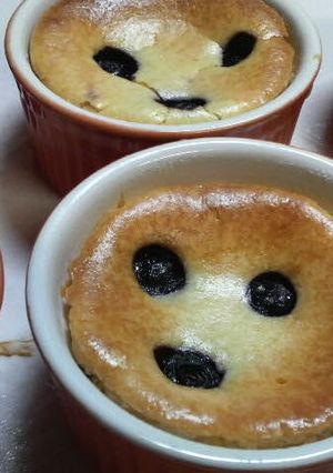 ココットでブルーベリーチーズケーキ-レシピのメイン写真