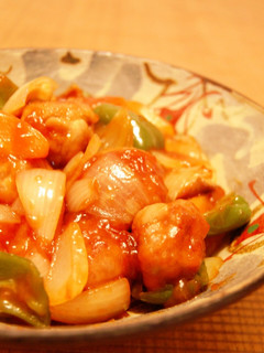 薄切肉が角切肉に大変身!!やわらか酢豚 -レシピのメイン写真