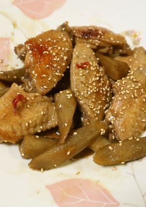 鶏手羽中とゴボウの甘辛炒め煮-レシピのメイン写真