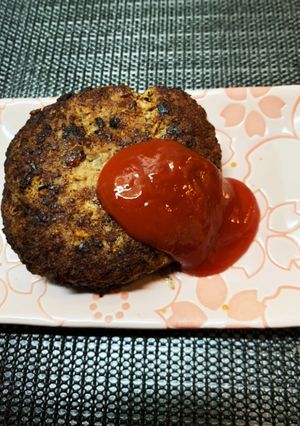 ピーマンの肉詰めにも◎美味しいハンバーグ-レシピのメイン写真