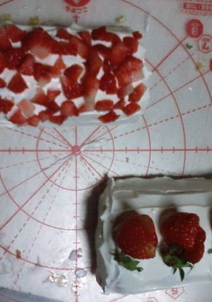 苺ロールケーキ-レシピのメイン写真
