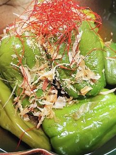 包丁いらず!丸ごとピーマンのレンジ煮浸し-レシピのメイン写真