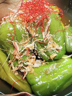 包丁いらず!丸ごとピーマンのレンジ煮浸し-レシピのメイン写真