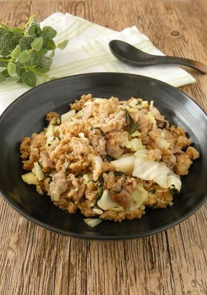 豚肉とキャベツのオートミールチャーハン-レシピのメイン写真