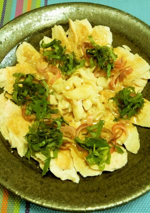 ひんやり和風蒸し鶏さっぱりゴマダレと薬味-レシピのメイン写真